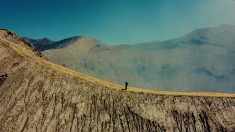 Aerial view at Mount Bromo's Crater Vidéo 289318924