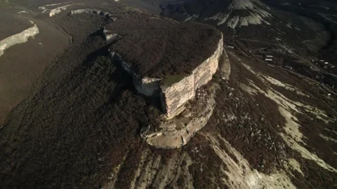 Aerial view of Mount Kyz-Kermen on the Crimean peninsula. Stock Footage 168652808