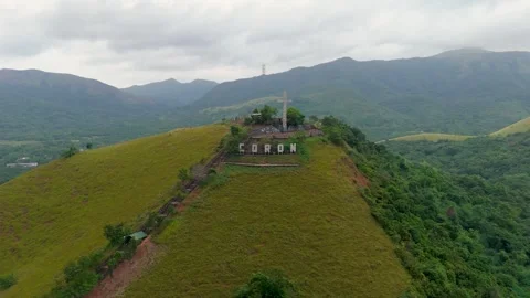 Aerial View of Mount Tapyas Hill and Cross – Coron Palawan 스톡 동영상 320855102