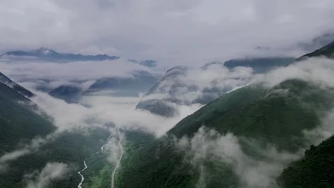 Aerial View of Mountain Flowing Thin Mist Cloud Sea in Shennongjia Hubei China Video stock 337939971