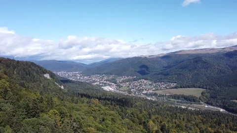 Aerial view mountain forest Stock-Footage 212331707