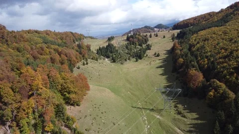 Aerial view mountain forest Vídeo Stock 217440213