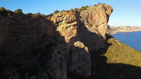 Aerial View of a mountain ledge on the coast 库存影片 239852230