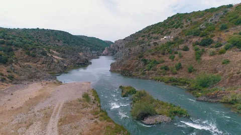 Aerial View of the Mountain River Stockbeeldmateriaal 75862242