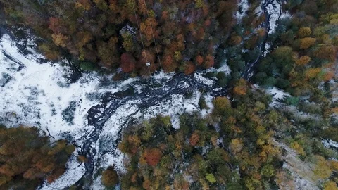 Aerial view of mountain ski resort and Cable car Vidéo 102483244