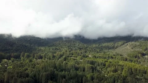 Aerial View of Mountains and Clouds in Silicon Valley 库存影片 146146123