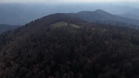 Aerial view of mountains and forests in Autumn Video stock 289130885