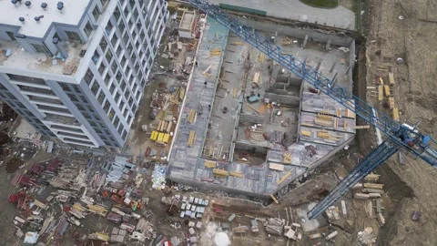 Aerial View of Multi-Stage High-Rise Construction Site 库存影片 331536206