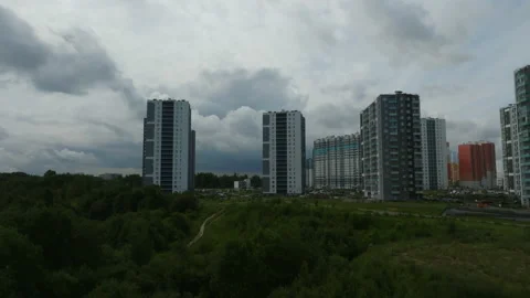 Aerial view of multi-storey buildings on the outskirts of the city. 스톡 동영상 201103991