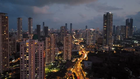 Aerial view of Mumbai city at night. Видео 243085853