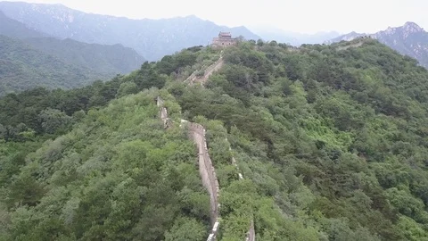 Aerial view of the Mutianyu Great Wall in China getting closer old tower Stock Footage 85358317