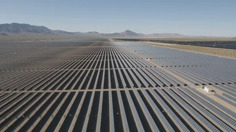 Aerial view Nevada Solar One Photovoltaic Solar units being used to produce Vidéo 76852413