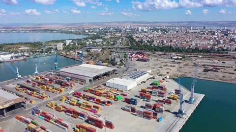 Aerial view to new container unloading terminal of port of Burgas, Bulgaria 스톡 동영상 315558341