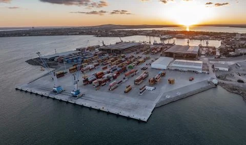 Aerial view to new container unloading terminal of port of Burgas, Bulgaria Foto stock