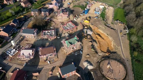 Aerial view of a new housing development in Newbury Vídeo Stock 221397658