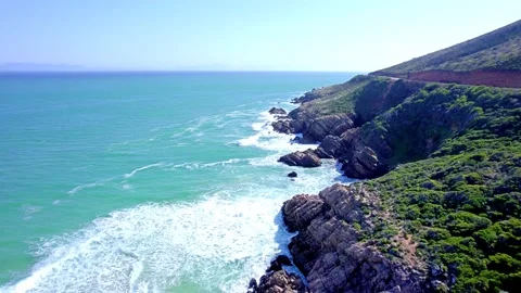Aerial view of ocean and mountain 動画素材 201839129