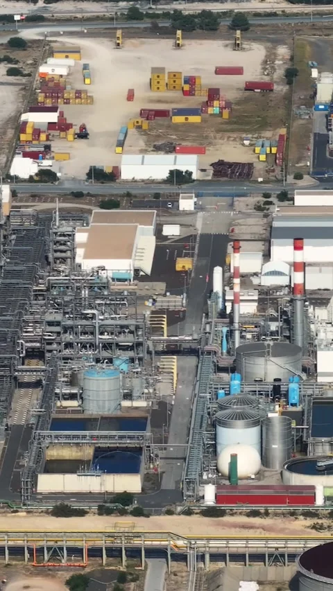 Aerial view of oil refinery complex with fuel storage tanks Stock Footage 339732780