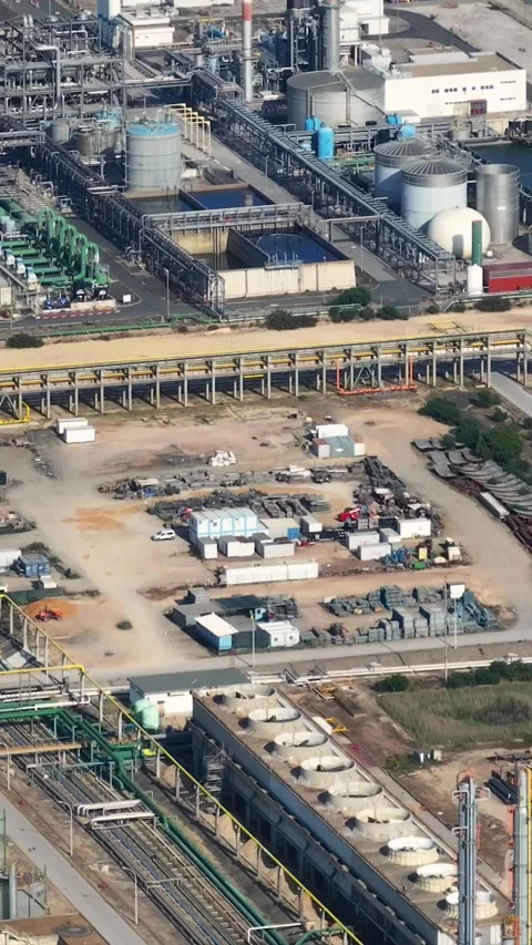 Aerial view of an oil refinery complex in the petrochemical industry Stock Footage 340813738