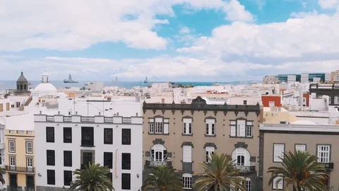 Aerial view of the old square in the center of the capital of Gran Canaria - Stock Footage 112353630