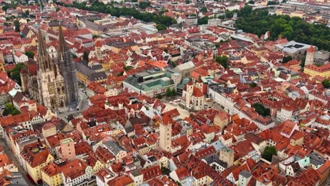 Aerial View Of The Old Town Around The City Regensburg In Bavaria Vidéo 339119961