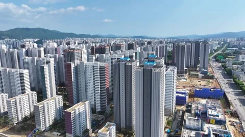 Aerial view of the Olympic Park Foreon apartment construction site in Dundun Vídeo Stock 296522487
