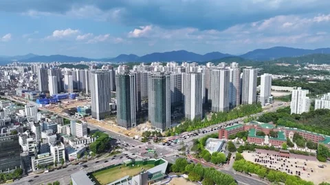 Aerial view of the Olympic Park Foreon apartment construction site in Dundun Vídeo Stock 296522666