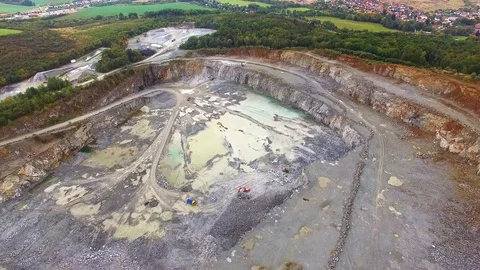 Aerial view of a open cast mine. Vídeo Stock 71950589