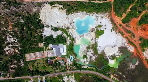 Aerial View of Open Pit Kaolin Mine Stock-Fotos