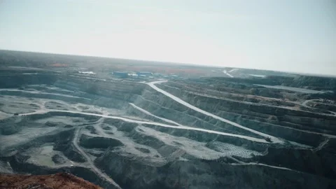 Aerial view of an open pit sandstone mine for the construction industry Vidéo 182974072