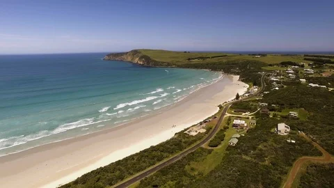 Aerial view over the beach at Cape Bridgewater, Victoria, Australia. Vidéo 87633279