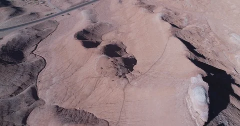 Aerial view over desert mountaintops in Arizona Video stock 93723094