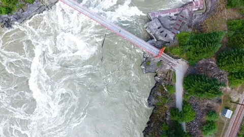 Aerial view over Hells Gate on Fraser River British Columbia Stockbeeldmateriaal 90680510