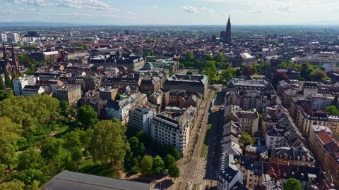 Aerial view over Parc du Contades and cathedral in Strasbourg, France 動画素材 336339648