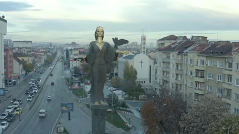 Aerial view over Sofia with a monument to Saint Sophia Video stock 221755788