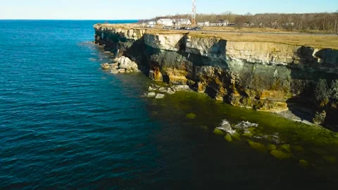 Aerial View of Pakri Peninsula Cliffs and the Baltic Sea Coast 스톡 동영상 332620356