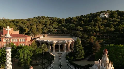 Aerial view of parc guell, a landmark tourist attraction in Barcelona, Spai.. Stockbeeldmateriaal 310371756