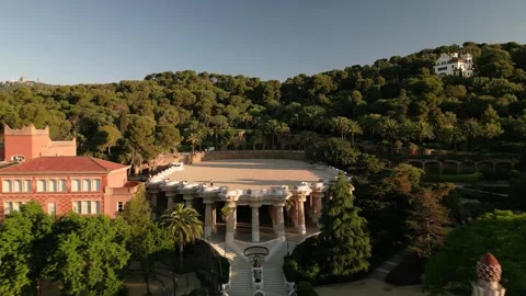 Aerial view of parc guell, a landmark tourist attraction in Barcelona, Spai.. Stockbeeldmateriaal 310371782