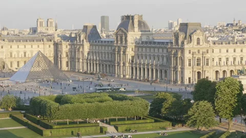Aerial view on Paris in 4k Stock-Footage 122467630