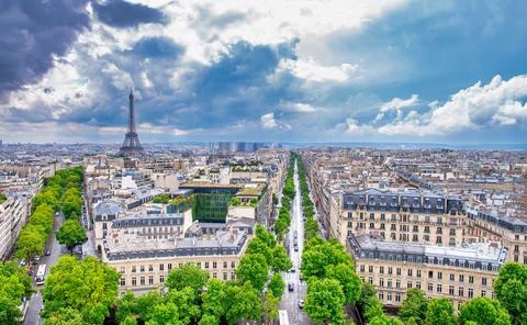 Aerial view of Paris. Eiffel Tower on the background and Champs Elysees on th Fotos Stock