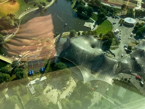 Aerial View of Park with Trees, Paths, and Green Spaces Stock-Fotos