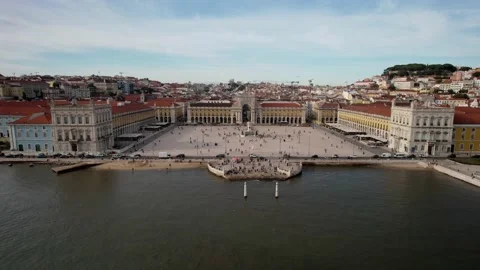 Aerial view of pedestrians at Praca do Comercio in Lisbon Stock Footage 218991510