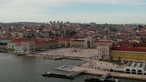 Aerial view of pedestrians at Praca do Comercio in Lisbon Stock Footage 219011966