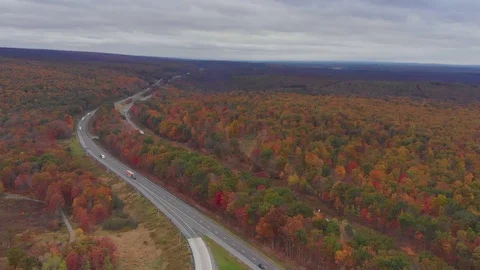 Aerial view of Penssylvania in the fall Vidéo 124183471