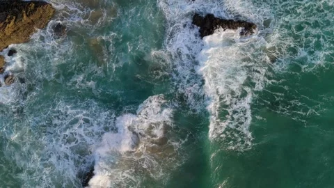 Aerial view of Pentire Steps Beach in Newquay, United Kingdom. Stock Footage 337333087