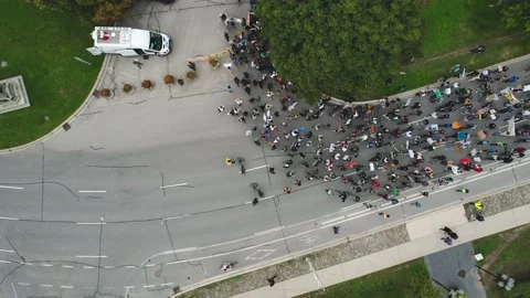 Aerial view of people protesting Stock Footage 171782680