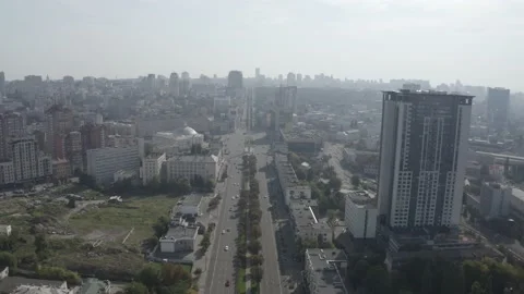 Aerial view of Peremohy Square and cars passing from main road. Stock Footage 231998969
