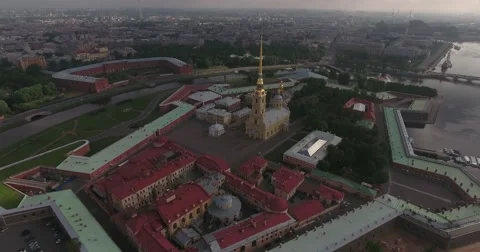Aerial view of Peter and Paul Fortress in Saint-Petersburg morning Video stock 68971606