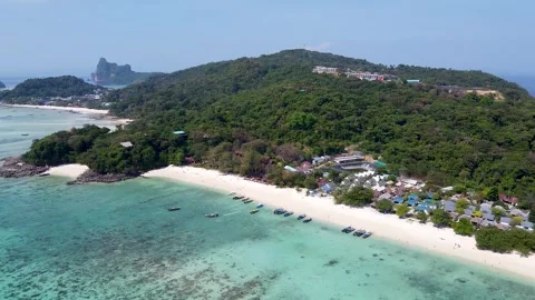 Aerial view of Phi Phi Don Long Beach, Thailand Video stock 323445018