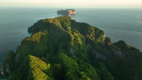 Aerial view of Phi Phi island, Thailand. Stock Footage 312388342