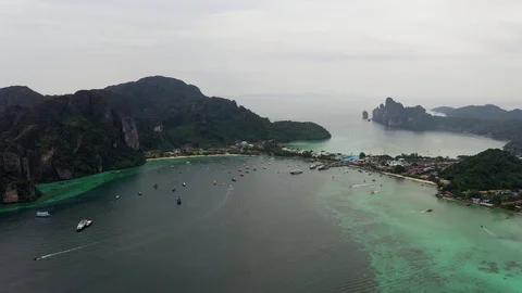 Aerial view at Phi Phi Islands, Thailand. Video stock 124074947